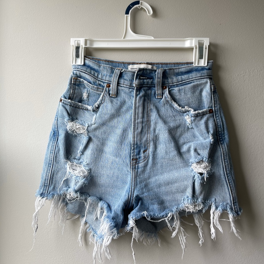 Abercrombie & Fitch Mom Shorts